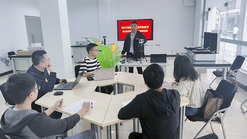 网络课程和线下课程怎么选